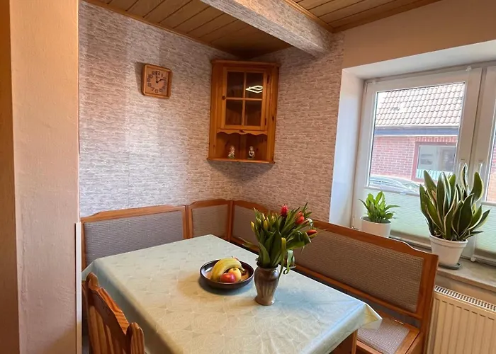 Gartenglueck Bei Eckernfoerde * Kochendorf